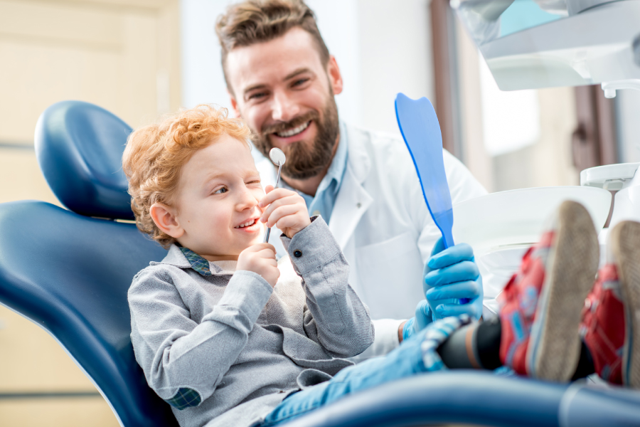Pediatric Dentist vs. Family Dentist in Michigan – Whom to Choose for Your Child?