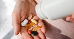 Complete Difference Between One-A-Day Tablets and Multivitamin Packs
